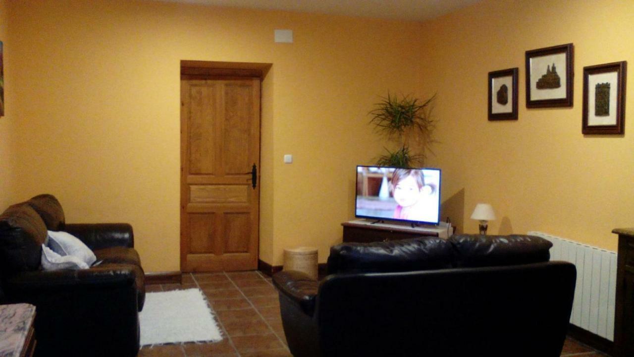 Fuentes de Onoro El Condado Casa Rural المظهر الخارجي الصورة